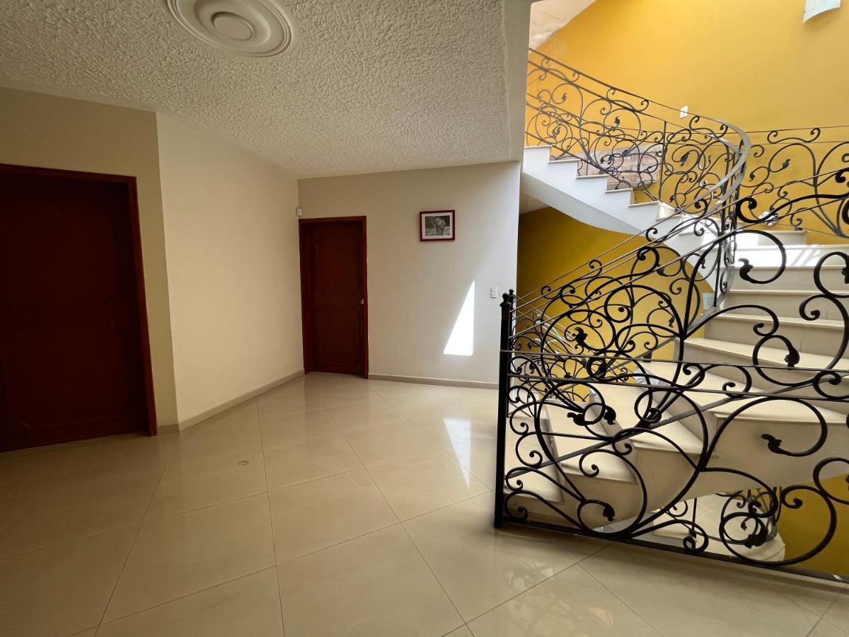 Beautiful Private House In The Downtown With 3 Floors Villa Tepatitlán de Morelos Exterior foto