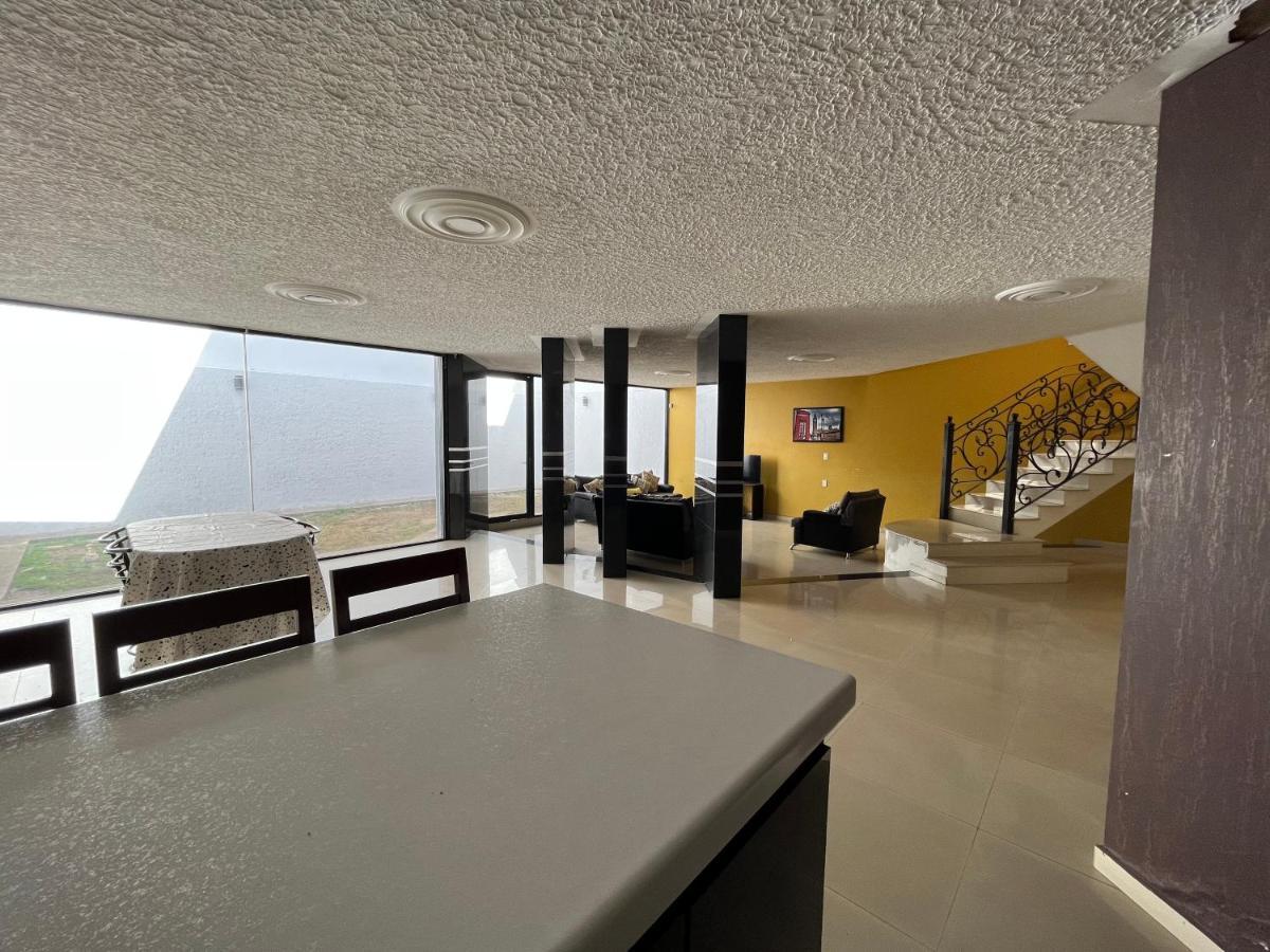 Beautiful Private House In The Downtown With 3 Floors Villa Tepatitlán de Morelos Exterior foto
