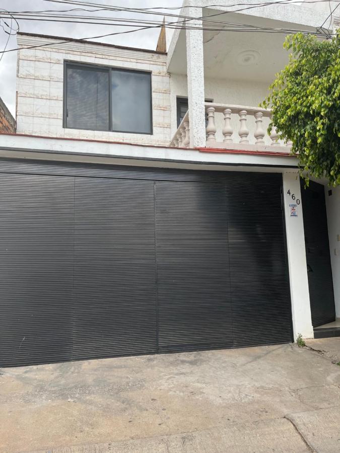 Beautiful Private House In The Downtown With 3 Floors Villa Tepatitlán de Morelos Exterior foto