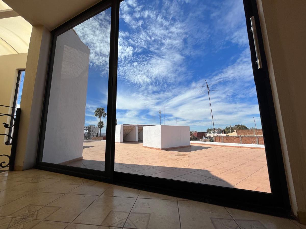 Beautiful Private House In The Downtown With 3 Floors Villa Tepatitlán de Morelos Exterior foto
